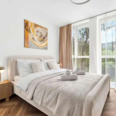 Lejlighed Bright Family For 6 - Ac & Private Parking Bratislava