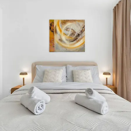 Bright Family For 6 - Ac & Private Parking Lejlighed Bratislava