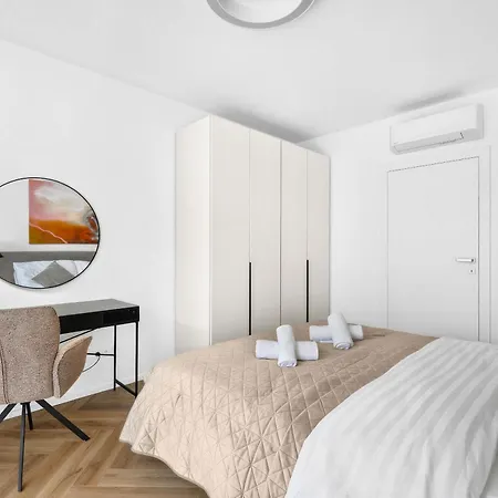 Lejlighed Bright Family For 6 - Ac & Private Parking *